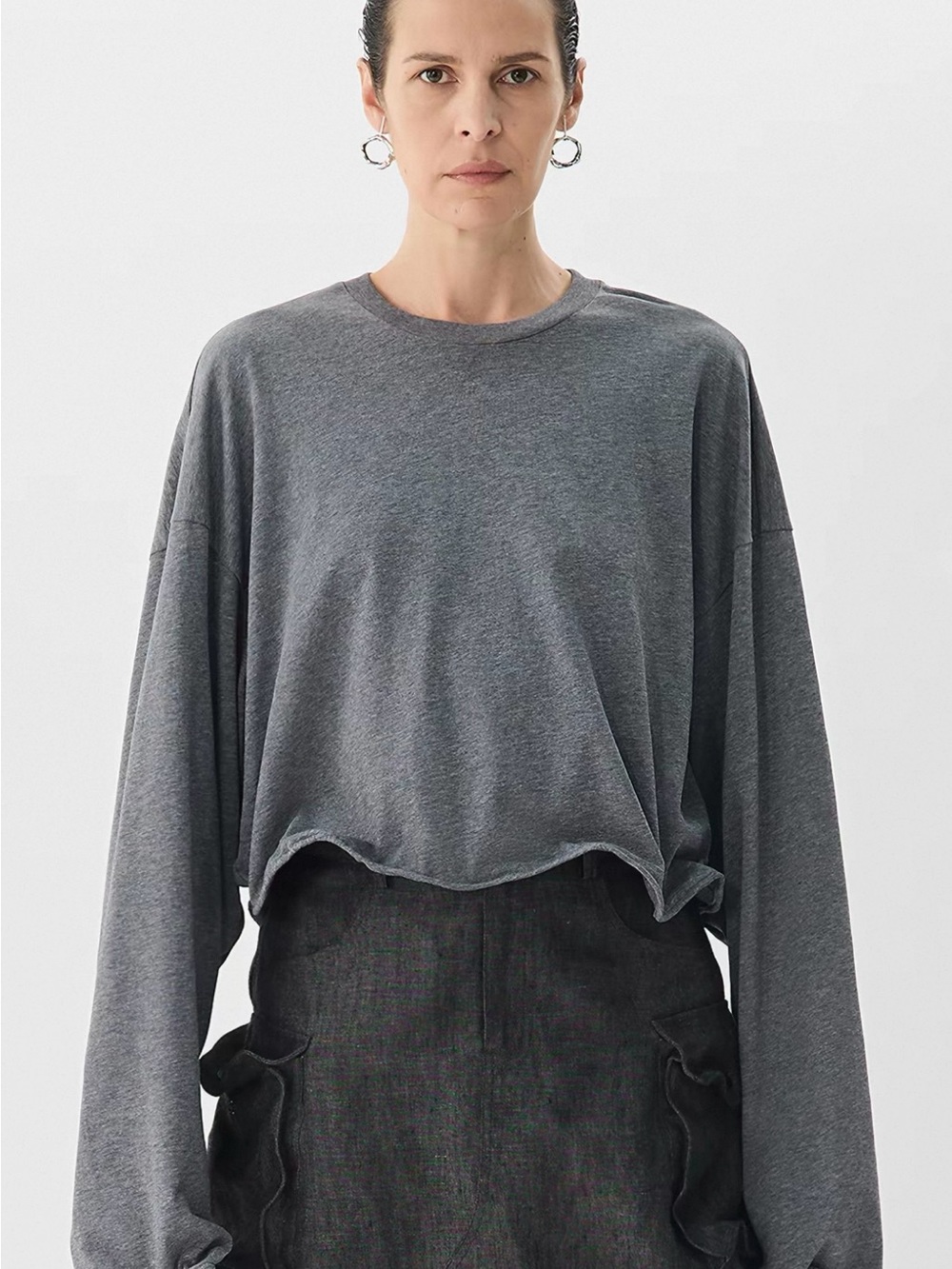 NWT JNBY Relaxed Long-Sleeve Crewneck Top in Charcoal Gray